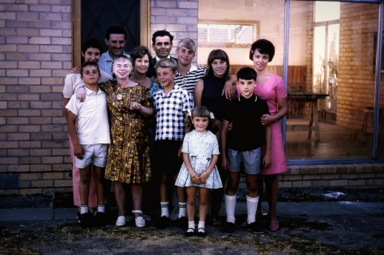 Bring old photos back to Life